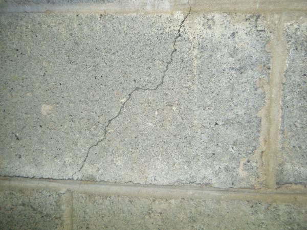 Understanding Foundation Cracks