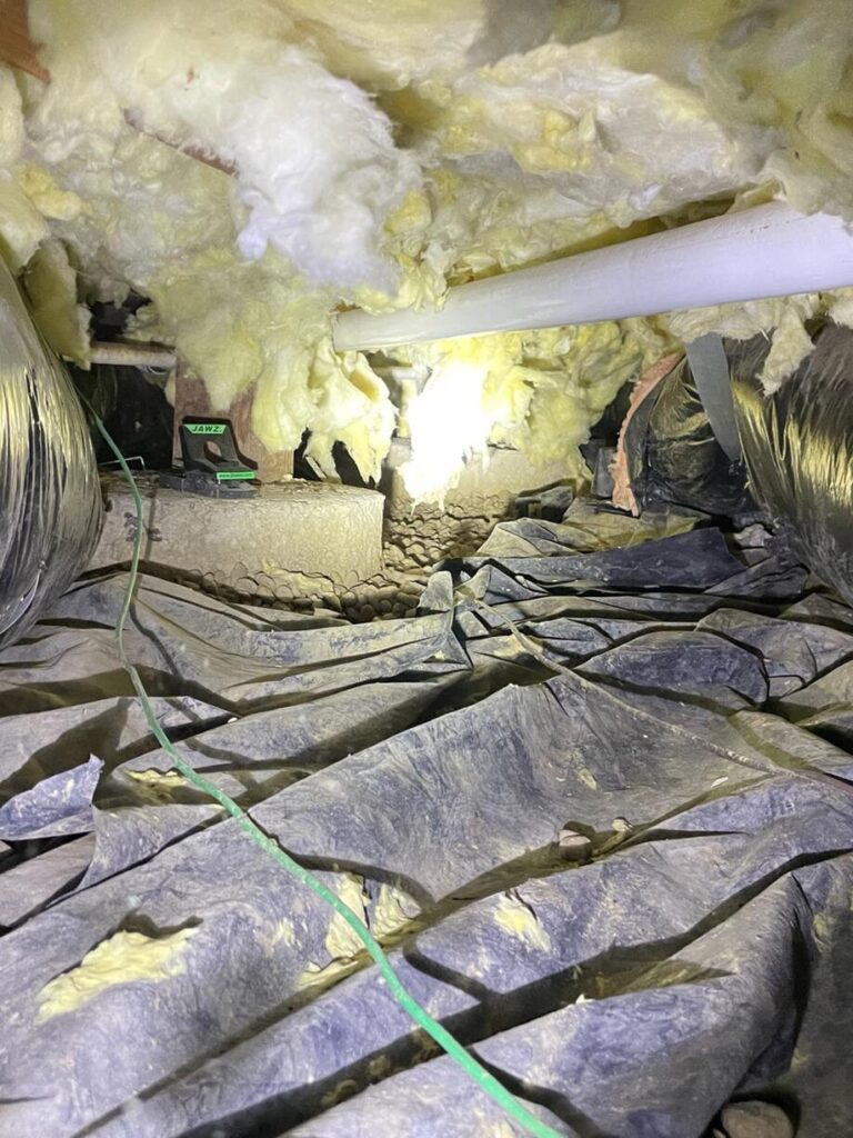 Crawl Space Encapsulation in Springfield OR before crawl