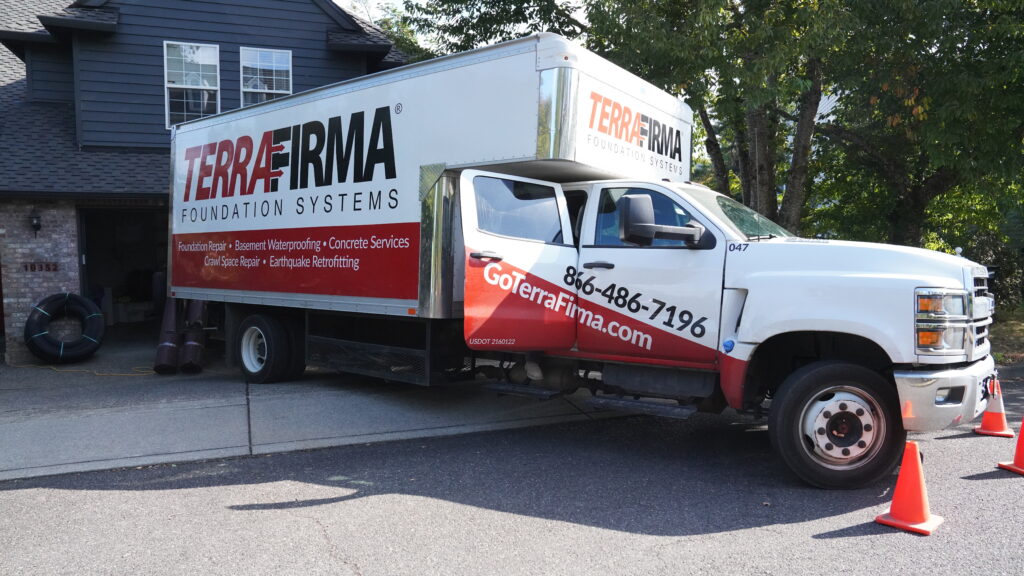 crawl space project tf truck crawl