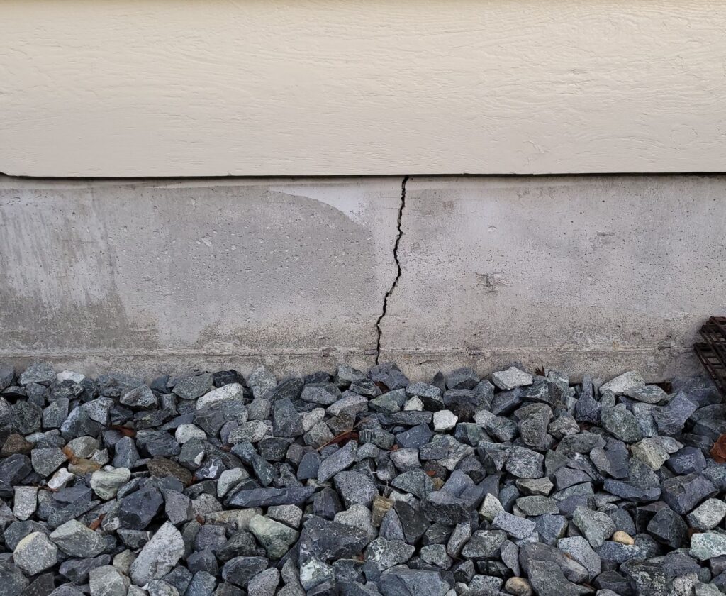 The Warning Signs of Foundation Damage in Your Home